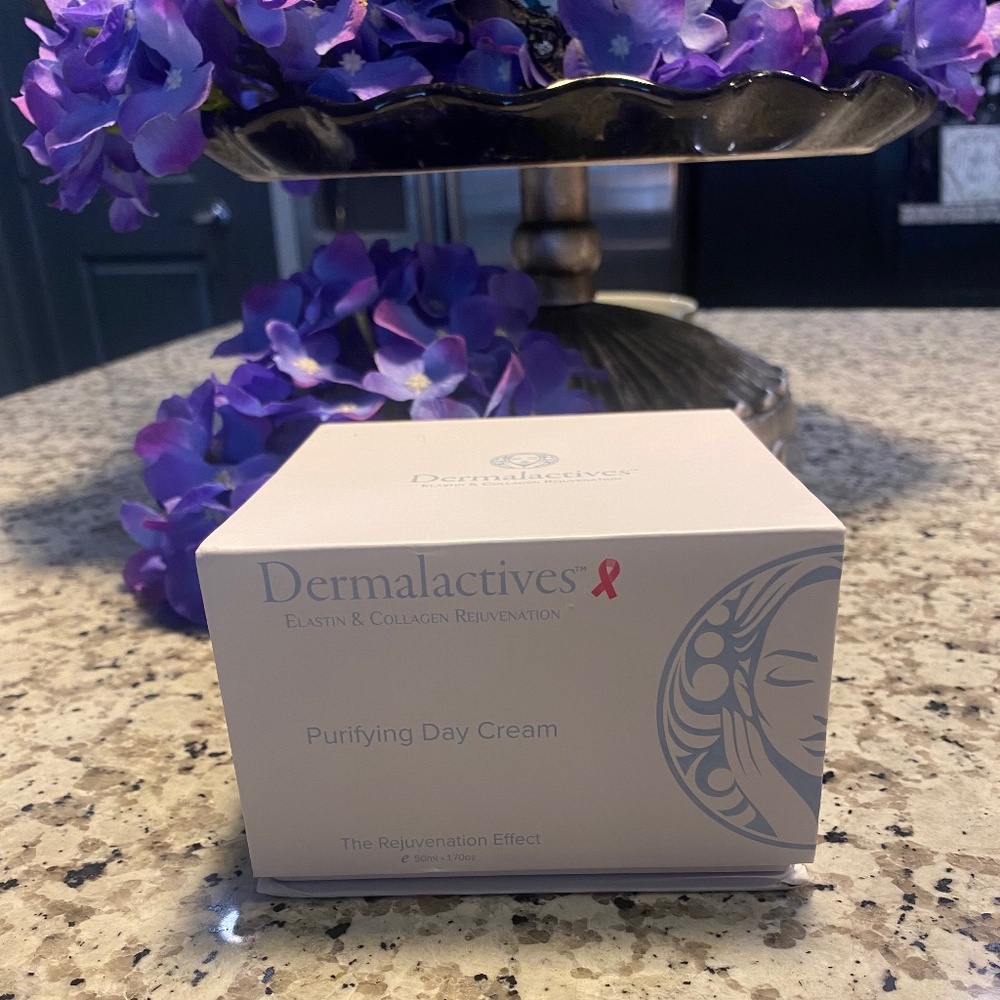 Dermalactives Purifying Day Cream Brand New In Box!